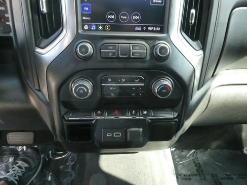 Used 2020 Chevrolet Silverado 1500 LT image 19