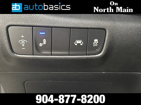 Used 2019 Hyundai Kona SEL w/ SEL Tech Package 02 image 23
