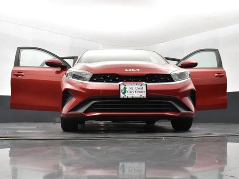 Used 2024 Kia Forte LXS image 11