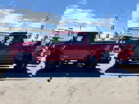 New 2025 Ford F250 XLT w/ Black Appearance Package image 34