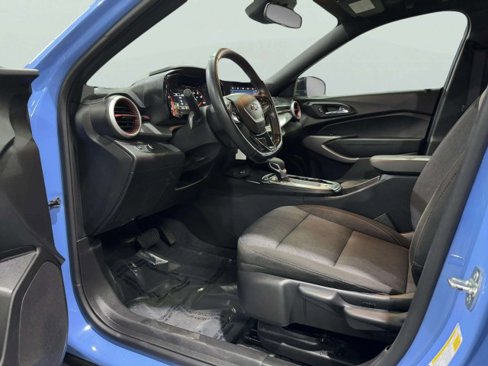 Used 2024 Chevrolet Trax RS w/ Driver Confidence Package image 36