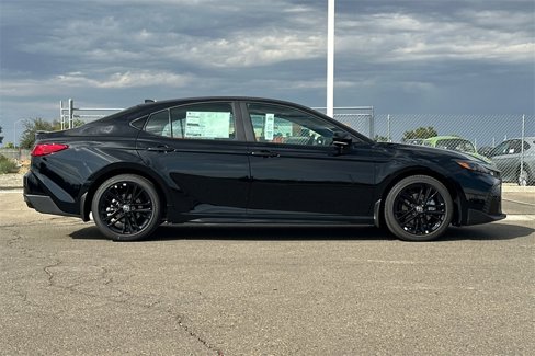 New 2026 Toyota Camry SE image 3