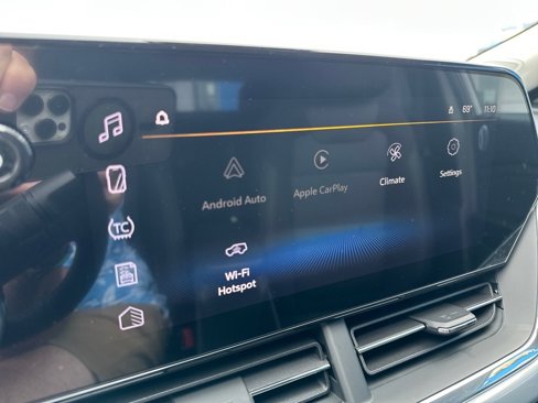 New 2025 Chevrolet Trax LT w/ Driver Confidence Package image 15