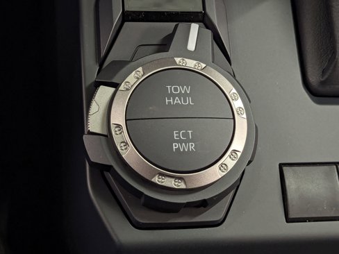 New 2025 Toyota Tacoma SR image 17