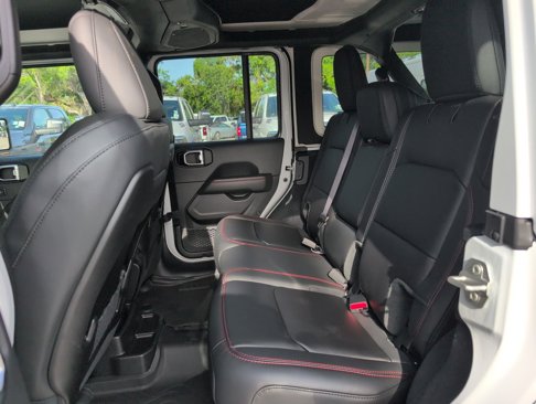 New 2025 Jeep Wrangler Unlimited Rubicon image 33