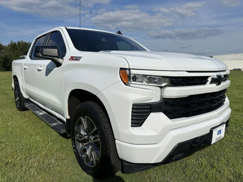 Used 2022 Chevrolet Silverado 1500 RST w/ Z71 Off-Road Package image 3