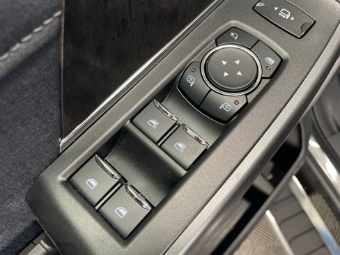 New 2026 Ford F250 Lariat image 16
