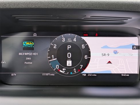 Certified 2024 Land Rover Discovery Sport Dynamic SE image 31