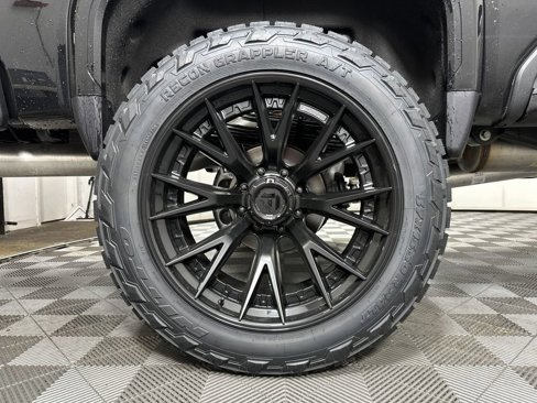 New 2025 GMC Sierra 2500 Denali w/ Denali Reserve Package image 16