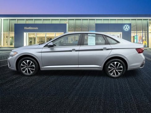 Used 2024 Volkswagen Jetta S image 7