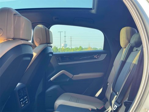 New 2026 Porsche Cayenne Coupe image 26