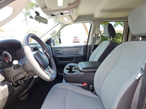 Used 2024 RAM 1500 Classic SLT image 20