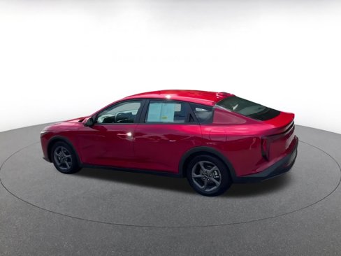 Used 2025 Kia K4 LXS image 9