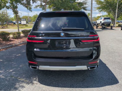 Used 2025 BMW X7 xDrive40i image 6