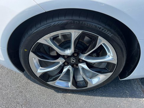 Used 2021 Lexus LC 500 Convertible image 16