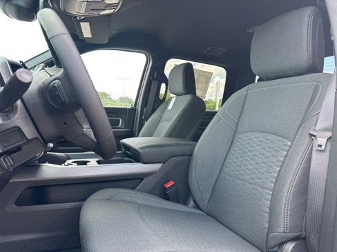 New 2025 RAM 3500 Lone Star image 10