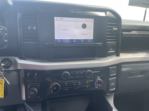 New 2025 Ford F250 XLT w/ FX4 Off-Road Package image 8