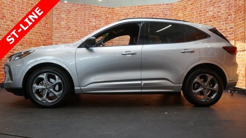Used 2024 Ford Escape ST-Line image 4