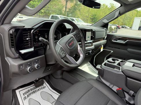 New 2026 GMC Sierra 1500 SLE w/ Preferred Package image 13