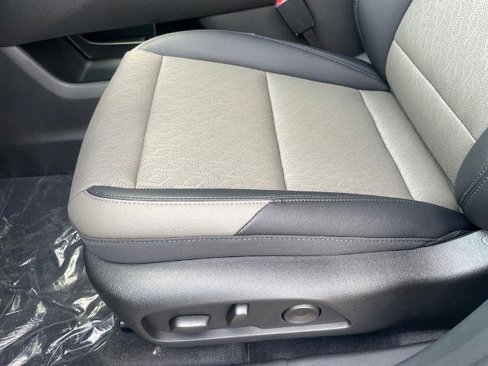 New 2026 Chevrolet Equinox LT w/ Convenience Package II image 14