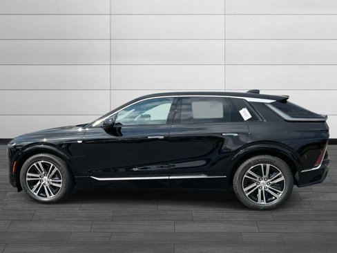 New 2026 Cadillac Lyriq Premium Luxury image 2