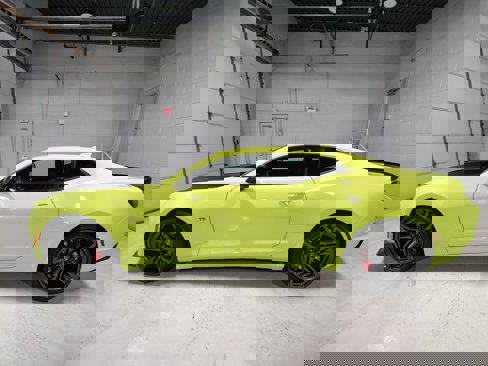 Used 2021 Chevrolet Camaro SS image 15