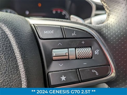 Used 2024 Genesis G70 2.5T image 18