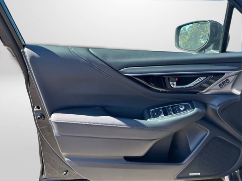 New 2025 Subaru Outback Limited image 23