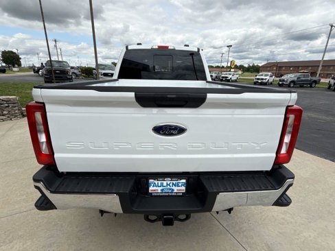 New 2025 Ford F250 XL w/ FX4 Off-Road Package image 9