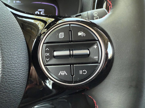 Used 2023 Kia Soul GT-Line image 35