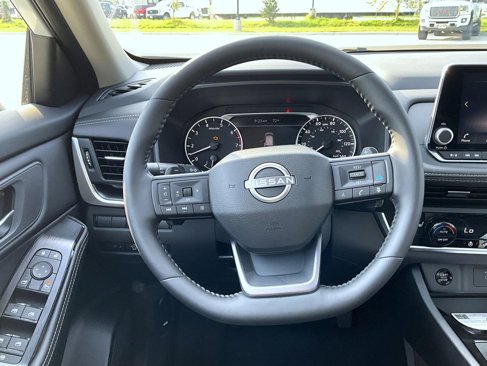New 2026 Nissan Rogue SV image 13