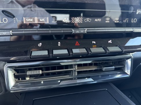 New 2026 GMC Hummer EV SUV image 16