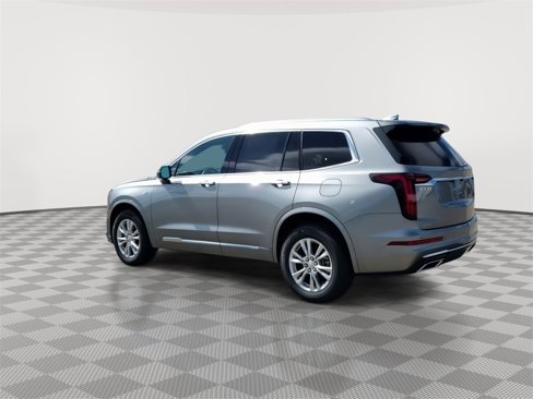 New 2025 Cadillac XT6 Luxury image 6