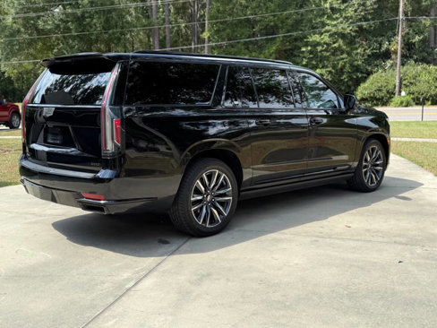 Used 2021 Cadillac Escalade ESV Sport Platinum image 5