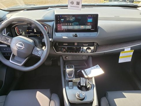 New 2026 Nissan Rogue Platinum image 15