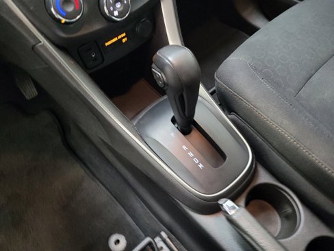 Used 2018 Chevrolet Trax LS image 26