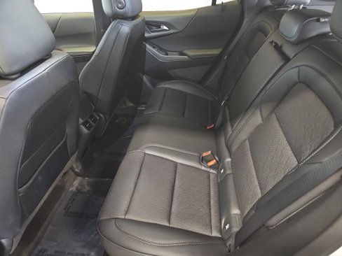 New 2026 Chevrolet Equinox LT w/ Convenience Package II image 9