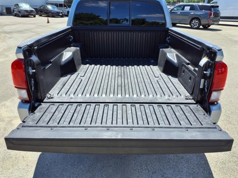 Used 2022 Toyota Tacoma SR image 26