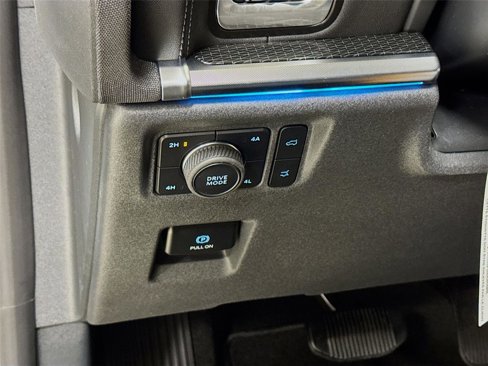 New 2025 Ford Expedition Platinum image 10