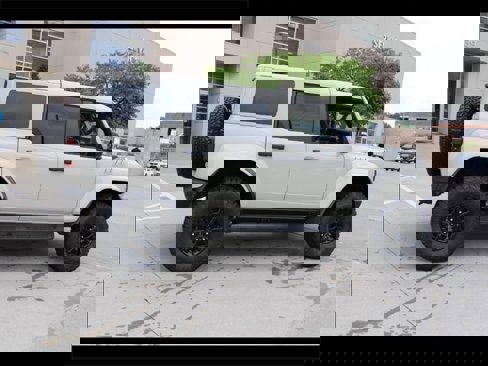 New 2025 Ford Bronco Raptor image 6