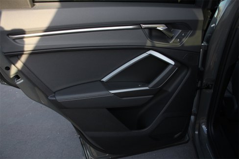 Used 2025 Audi Q3 2.0T Premium image 11