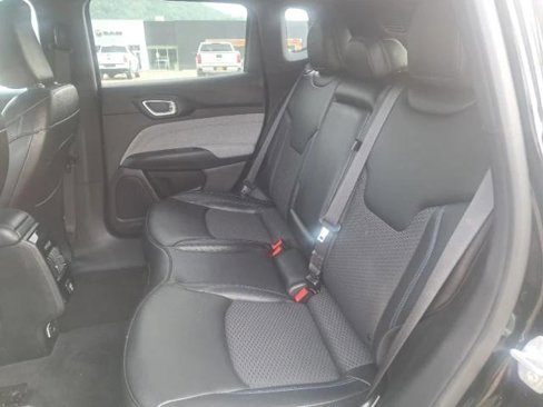 Certified 2024 Jeep Compass Latitude image 10