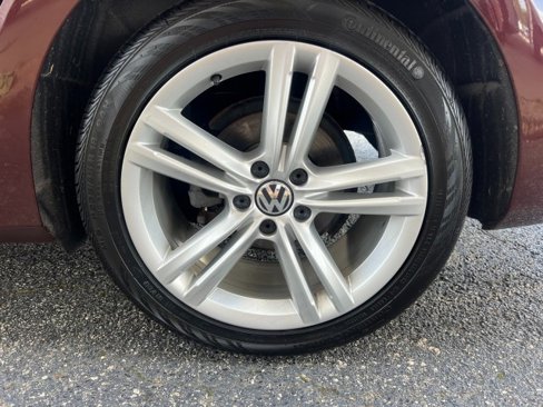 Used 2014 Volkswagen Passat 1.8T SE image 38