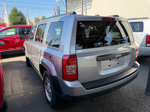 Used 2016 Jeep Patriot Sport image 6