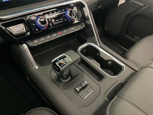 New 2026 GMC Sierra 1500 Denali w/ Denali Reserve Package image 15