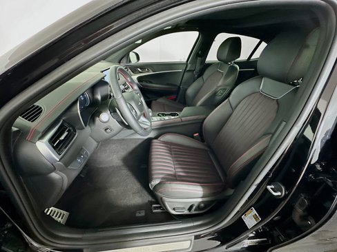 Used 2024 Genesis G70 2.5T w/ Sport Prestige Package image 13