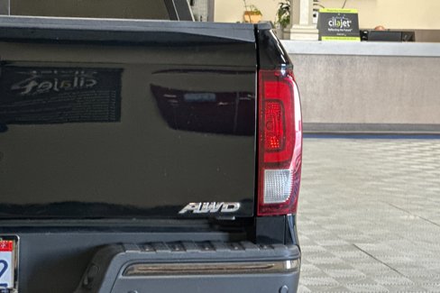 Used 2019 Honda Ridgeline Black Edition image 47
