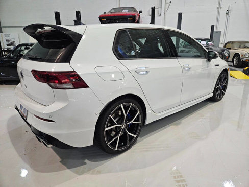 Used 2022 Volkswagen Golf R image 16