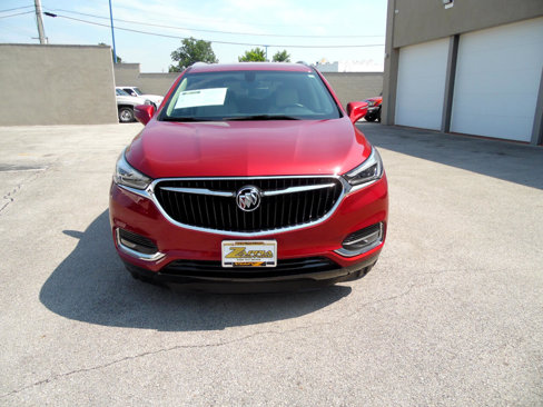 Used 2019 Buick Enclave Essence image 2