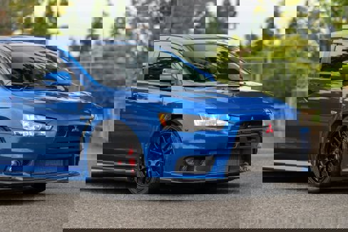 Used 2015 Mitsubishi Lancer Evolution GSR image 16